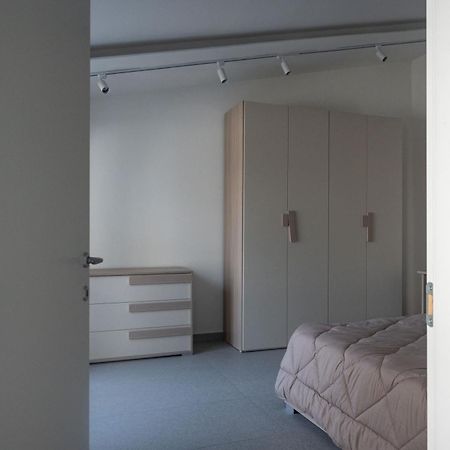 Strategic Apartment With Terrace - 놀라 외부 사진